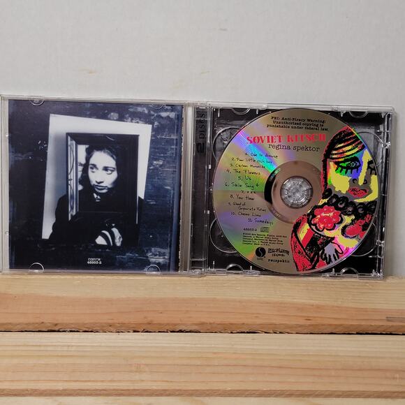 CD / DVD Regina Spektor - Soviet Kitsch - Picture 2 of 5